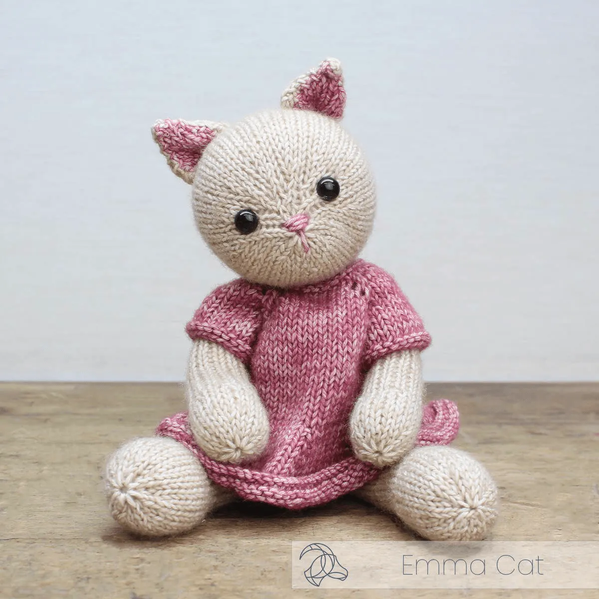 Emma the Cat Knitting Kit