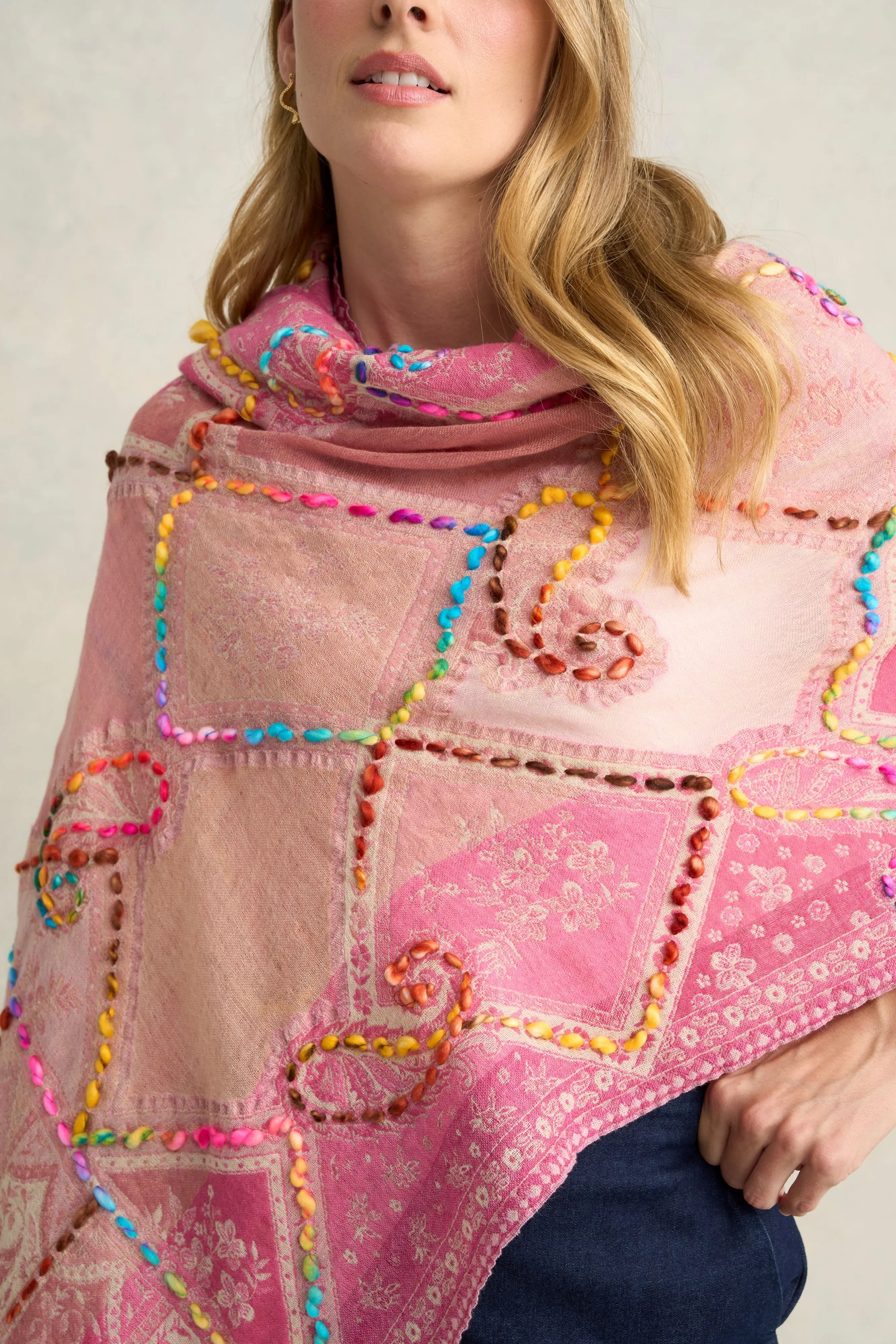 Paisley Embellished Blanket Scarf - Multicolour