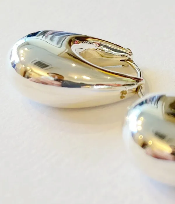 R.ALAGAN/SMALL PUFFY HOOPS(SILVER)