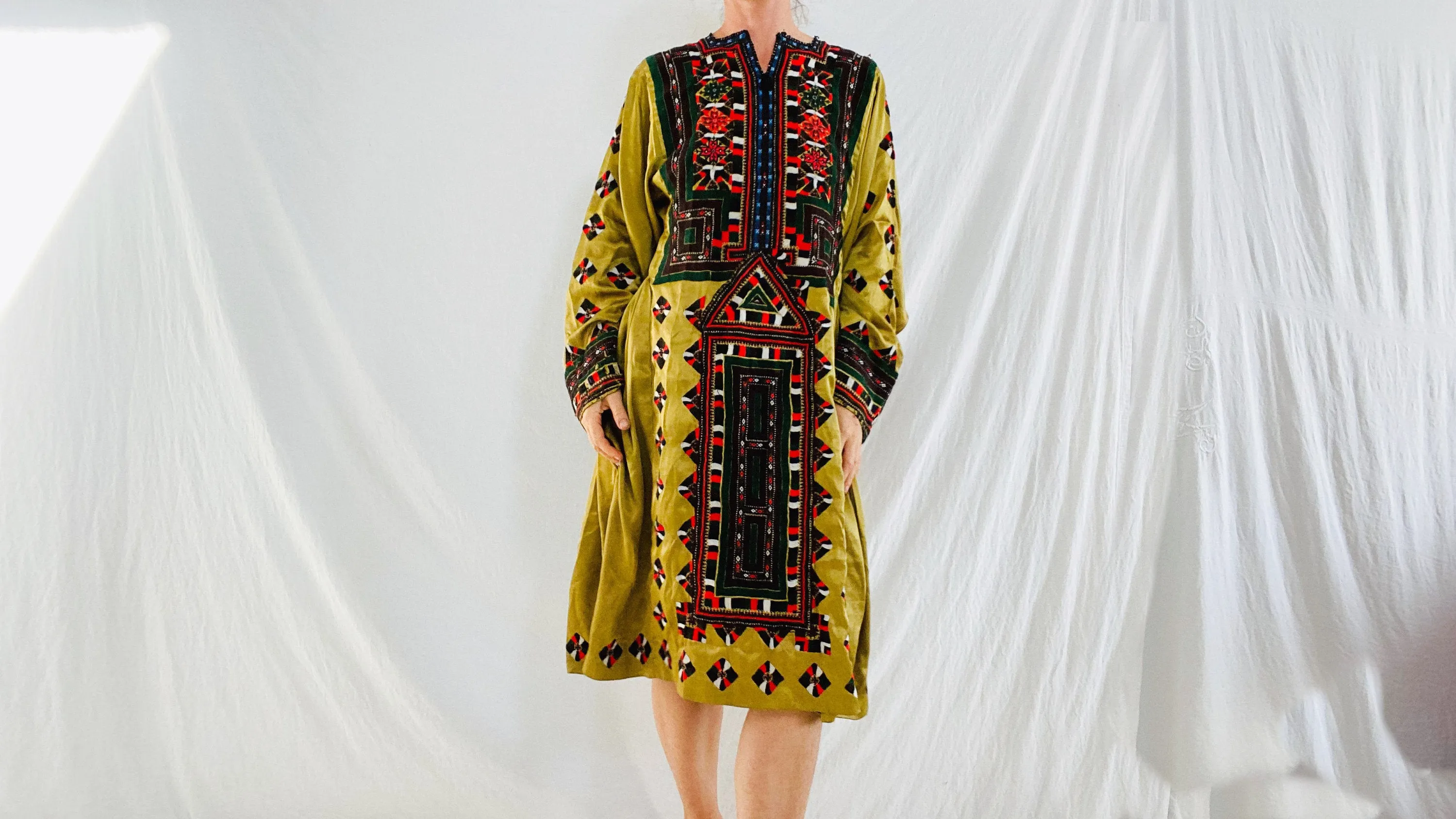 Vintage Balochi Hand-Embroidered Satin Dress. M-L